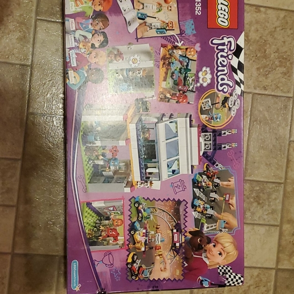 Legos - Picture 3 of 4